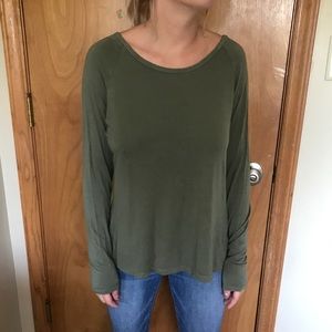 American Eagle long sleeve fly away back top